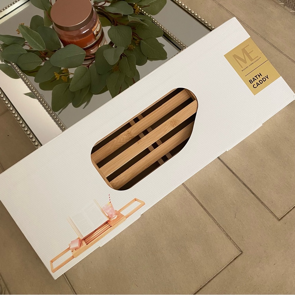 Modern Expression bath caddy